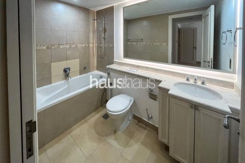 Apartamento en Old Town, Dubai, 1 dormitorio, 90 m², № 44642 - foto 11