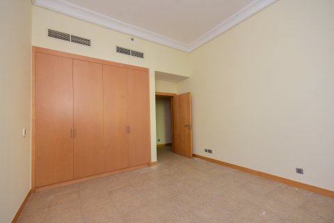 Apartment in Palm Jumeirah, Dubai 3 bedrooms, 206 sq.m. № 123855 - photo 12