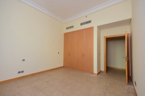 Apartment in Palm Jumeirah, Dubai 3 bedrooms, 206 sq.m. № 123855 - photo 9