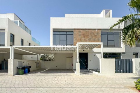 Villa in Jumeirah Golf Estates, Dubai 4 bedrooms, 262 sq.m. № 45099