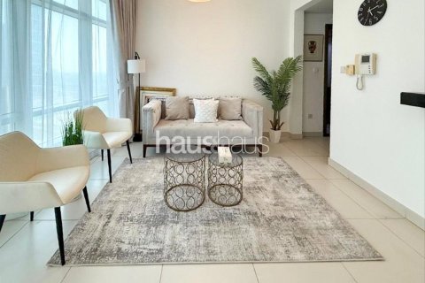 Снять в аренду квартиру в The Lofts, Даунтаун Дубай (Даунтаун Бурдж Дубай), Дубай: 1 спальня, 72м², № 45098 - фото 2