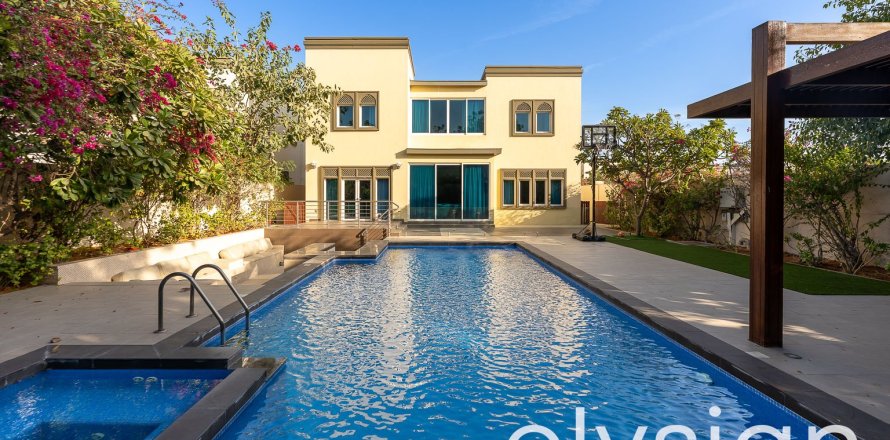 فيلا في Regional, Jumeirah Park, دبي 4 غرف نوم, 325 م² رقم 37888
