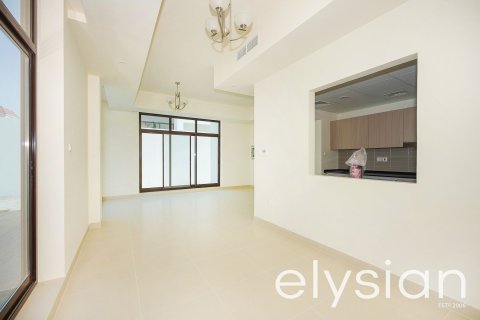 Купить виллу в District 11, Мохаммед Бин Рашид Сити, Дубай: 4 спальни, 288м², № 37889 - фото 6