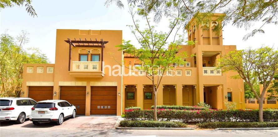 Villa in Al Furjan, Dubai 6 bedrooms, 637 sq.m. № 43357