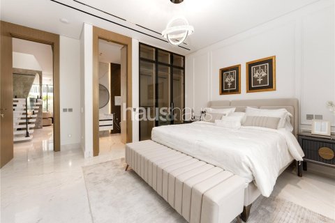 Villa in Al Furjan, Dubai 5 bedrooms, 604 sq.m. № 43360 - photo 15