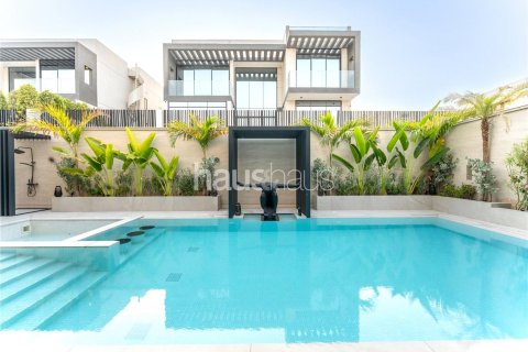 Villa in Al Furjan, Dubai 5 bedrooms, 604 sq.m. № 43360 - photo 22