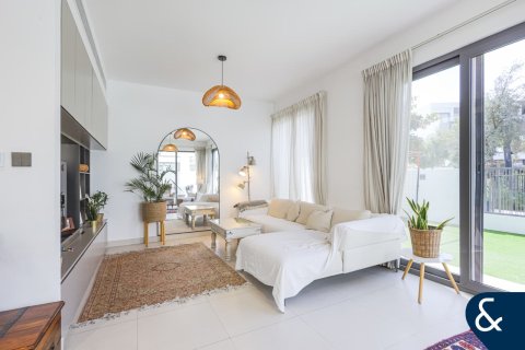 Купить виллу в Tilal Al Ghaf, Дубай: 4 спальни, 317м², № 98555 - фото 3