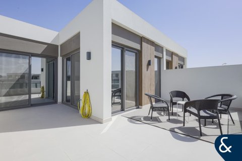Купить виллу в Tilal Al Ghaf, Дубай: 4 спальни, 317м², № 98555 - фото 25
