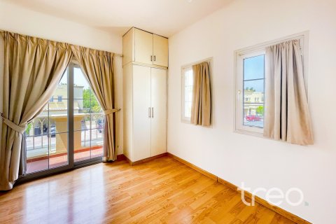 Villa in The Springs, Dubai 2 bedrooms, 156.63 sq.m. № 138119 - photo 10