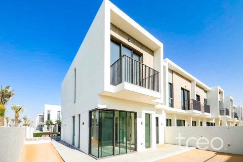 Townhouse in The Valley, Dubai 4 bedrooms, 210.43 sq.m. № 138116 - photo 13