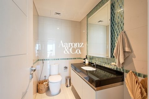 Apartment in Damac Heights, Dubai Marina, Dubai 2 bedrooms, 124 sq.m. № 124472 - photo 10