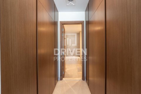 Снять в аренду квартиру в Аль-Васле, Дубай: 1 спальня, 100.52м², № 129650 - фото 8