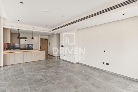 Квартира в Дубае, 2 спальни, 175.22м², № 129649
