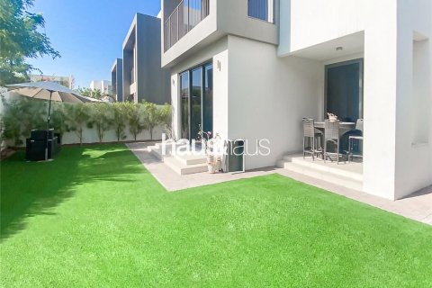 Villa in Sidra Villas, Dubai Hills Estate, Dubai 3 bedrooms, 288 sq.m. № 45178