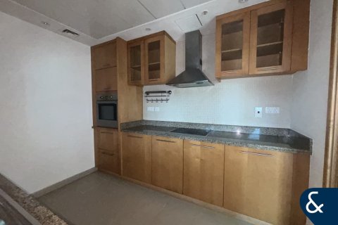 Appartement à AURORA TOWER à Dubai Marina, Dubai, 1 chambre, 89 m², № 91603 - photo 3