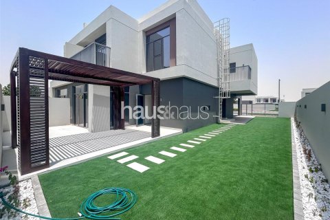 Villa in The Pulse, Dubai South (Dubai World Central), Dubai 4 bedrooms, 326 sq.m. № 44618