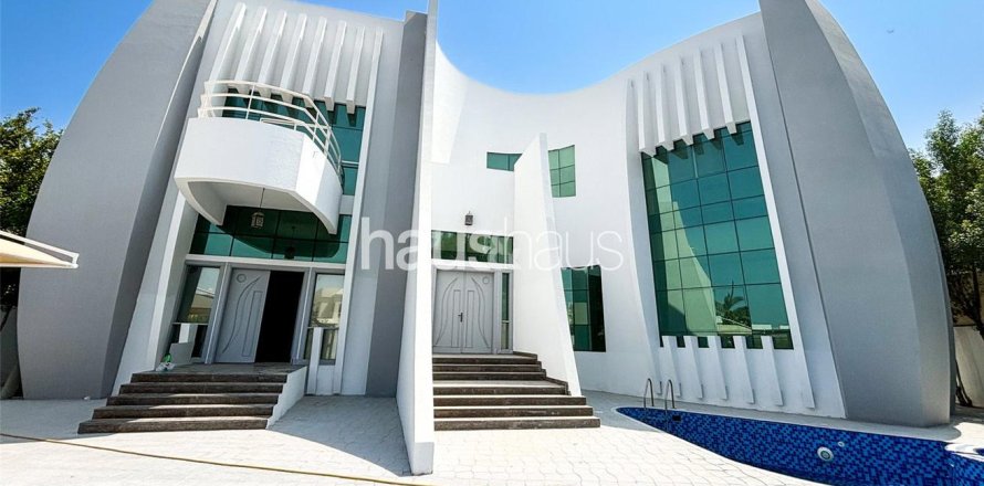 فيلا في ام سقيم, دبي 5 غرف نوم , 958 م² رقم 44617