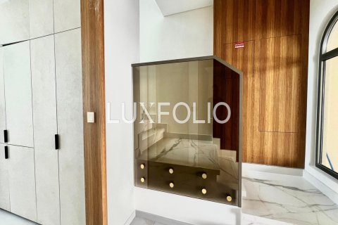 Купить таунхаус в Джумейра Гольф Эстейтс, Дубай: 3 спальни, 139м², № 45280 - фото 11