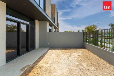 Townhouse in Dubai 3 bedrooms, 168 sq.m. № 139084 - photo 9