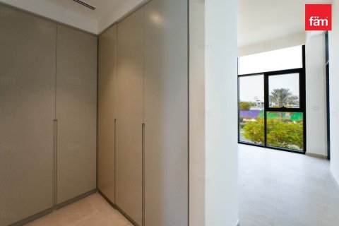 Townhouse in Dubai 3 bedrooms, 168 sq.m. № 139084 - photo 10