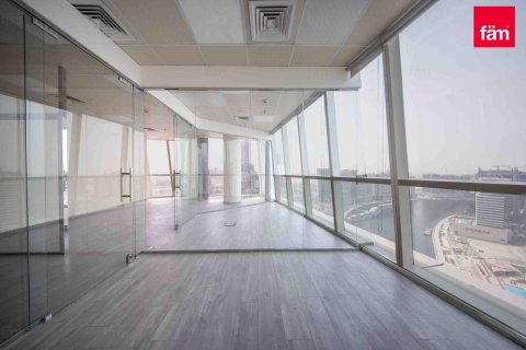 Снять в аренду офис в Бизнес-Бэе, Дубай: 53.4м², № 139086 - фото 4
