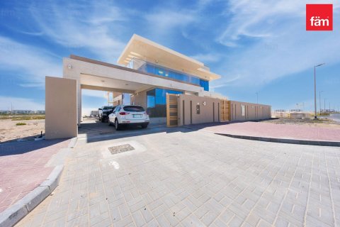 Villa in Jebel Ali, Dubai 5 bedrooms, 1104.6 sq.m. № 112876 - photo 2