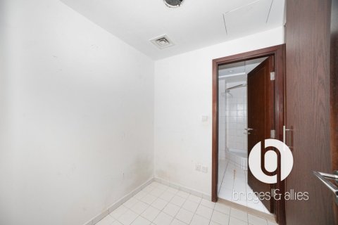 Apartment in Downtown Dubai (Downtown Burj Dubai), Dubai 3 bedrooms, 221 sq.m. № 115736 - photo 18