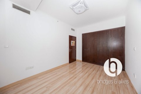 Apartment in Downtown Dubai (Downtown Burj Dubai), Dubai 3 bedrooms, 221 sq.m. № 115736 - photo 29