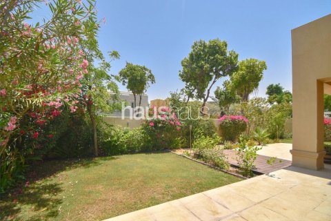 Снять в аренду виллу в Арабиан Ранчес, Дубай: 5 спален, 450м², № 44807 - фото 4