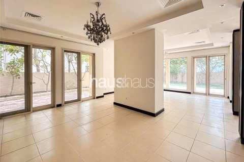 Villa à Arabian Ranches, Dubai, 5 chambres, 456 m², № 44808 - photo 3