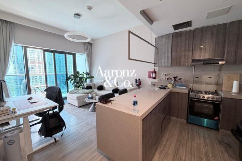 Apartment in Jumeirah Lake Towers, Dubai 1 bedroom, 73 sq.m. № 141856 - photo 5
