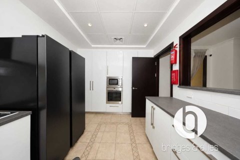 Appartement à Jumeirah Beach Residence, Dubai, 3 chambres, 248 m², № 141864 - photo 7