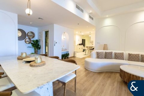 Apartment in Bahar, Jumeirah Beach Residence, Dubai 3 bedrooms, 202 sq.m. № 75329 - photo 5