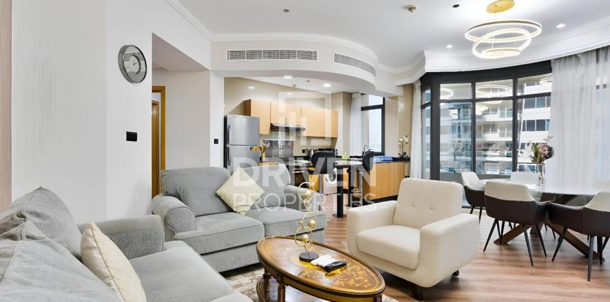 Apartment in Marina Crown, Dubai Marina, Dubai 2 bedrooms, 135.36 sq.m. № 142783