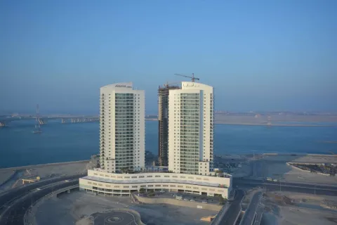 Apartment in Dubai studio, 79 sq.m. № 113102