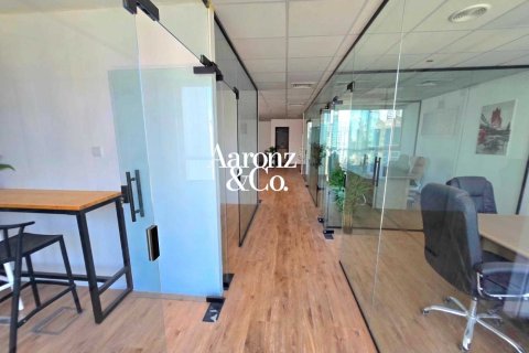 Oficina en Business Bay, Dubai, 134 m², № 111530 - foto 13