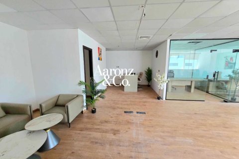 Oficina en Business Bay, Dubai, 134 m², № 111530 - foto 8