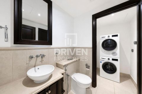 Appartement à Downtown Dubai (Downtown Burj Dubai), Dubai, 2 chambres, 125.7 m², № 130066 - photo 10