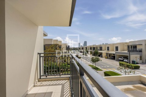 Villa en Maple at Dubai Hills Estate, Dubai Hills Estate, Dubai, 5 dormitorios, 285.4 m², № 140873 - foto 24