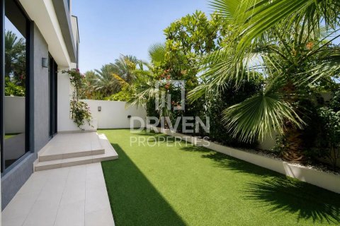 Villa en Maple at Dubai Hills Estate, Dubai Hills Estate, Dubai, 4 dormitorios, 269.6 m², № 140875 - foto 28