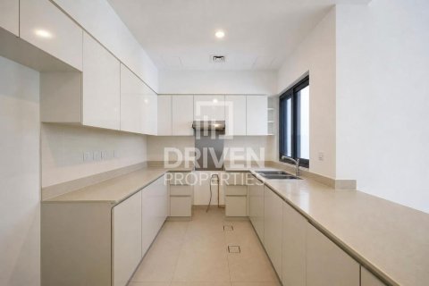 Villa en Maple at Dubai Hills Estate, Dubai Hills Estate, Dubai, 4 dormitorios, 269.6 m², № 140875 - foto 18