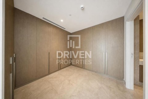 Снять в аренду пентхаус в EMAAR Beachfront, Dubai Harbour, Дубай: 4 спальни, 443.24м², № 138705 - фото 14