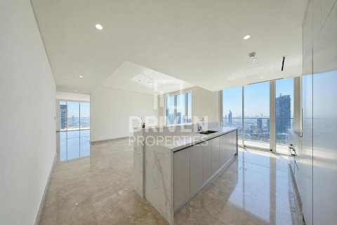 Снять в аренду пентхаус в EMAAR Beachfront, Dubai Harbour, Дубай: 4 спальни, 443.24м², № 138705 - фото 4