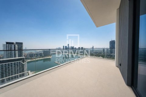Снять в аренду пентхаус в EMAAR Beachfront, Dubai Harbour, Дубай: 4 спальни, 443.24м², № 138705 - фото 25