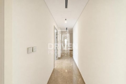 Снять в аренду пентхаус в EMAAR Beachfront, Dubai Harbour, Дубай: 4 спальни, 443.24м², № 138705 - фото 19