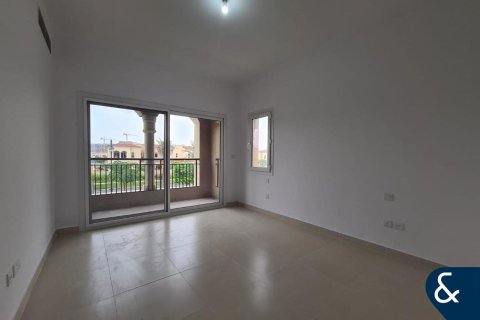 Купить таунхаус в Dubai Land, Дубай: 3 спальни, 211м², № 91312 - фото 6