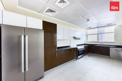 Apartamento en Dubai Marina, Dubai, 3 dormitorios, 226.5 m², № 90415