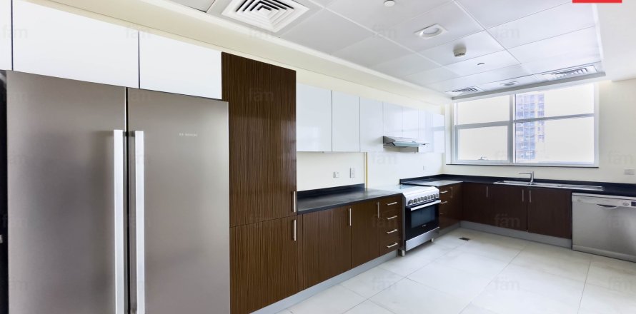 Appartement à Dubai Marina, Dubai, 3 chambres, 226.5 m², № 90415