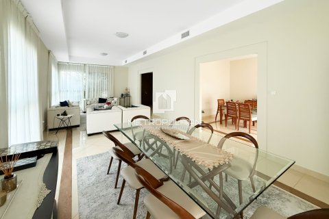 Villa in Mudon, Dubai 3 bedrooms, 396 sq.m. № 73922 - photo 6