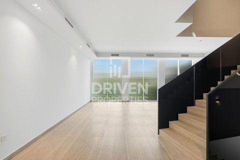 Adosado en Al Barari, Dubai, 4 dormitorios, 180.23 m², № 140205 - foto 3
